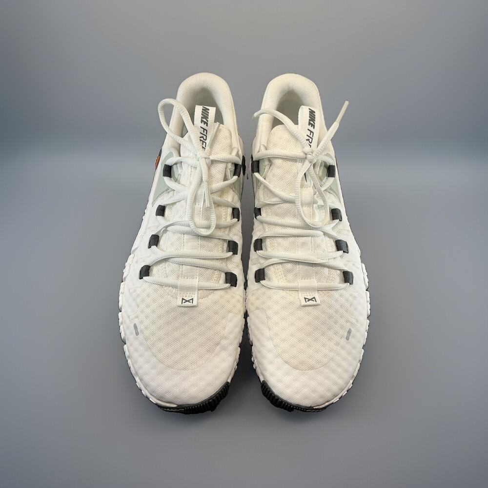 Size 11.5 - Nike Free Metcon 5 White Bright Mandarin - Picture 2 of 5